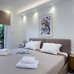 Hotell Goudis *