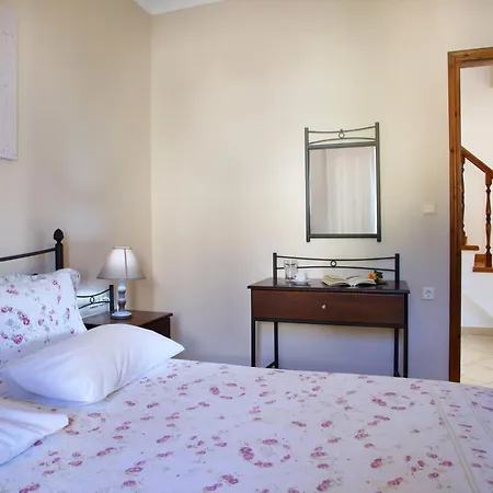 Goudis Hotel Tsoukaládhes
