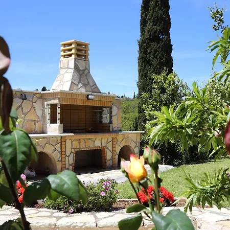 Goudis * Tsoukaládhes