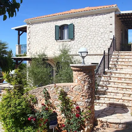 Goudis Tsoukaládhes