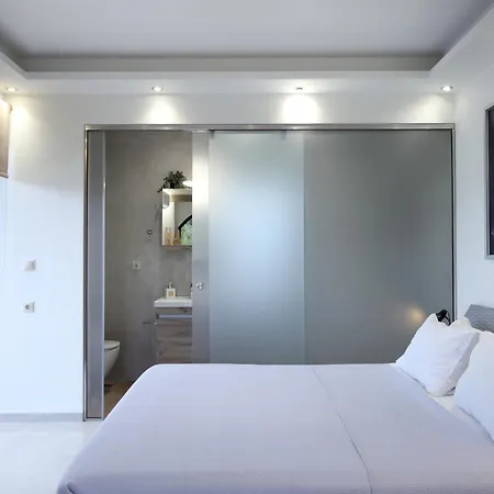 Goudis Tsoukaládhes